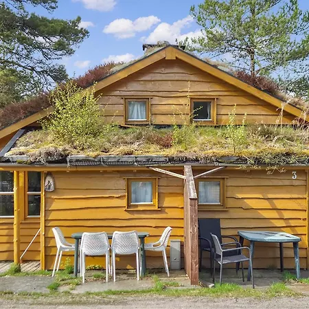 Σπίτι διακοπών Cozy In With Sauna Tjorhom